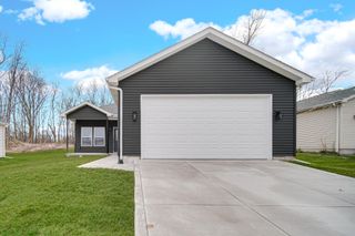 3933 Riverdale Avenue, Lake Station, IN 46405