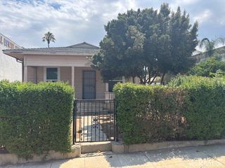 115 N Victoria Avenue, Corona, CA 92879