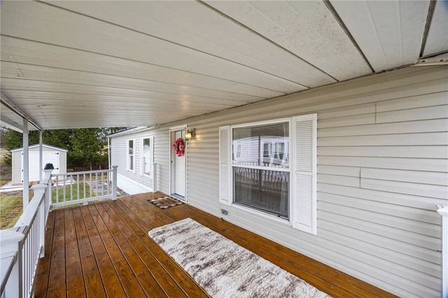 31 Picture Book Park, West Bloomfield, NY 14585