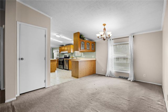 31 Picture Book Park, West Bloomfield, NY 14585