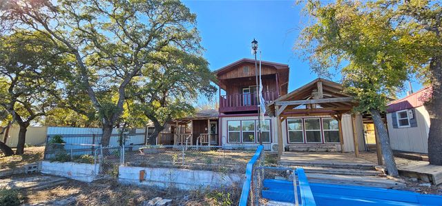108 Parkside Drive, Brownwood, TX 76801