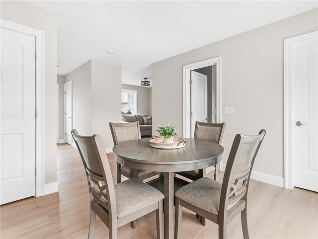 76 Medford Street, Warwick, RI 02889