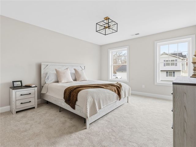 76 Medford Street, Warwick, RI 02889