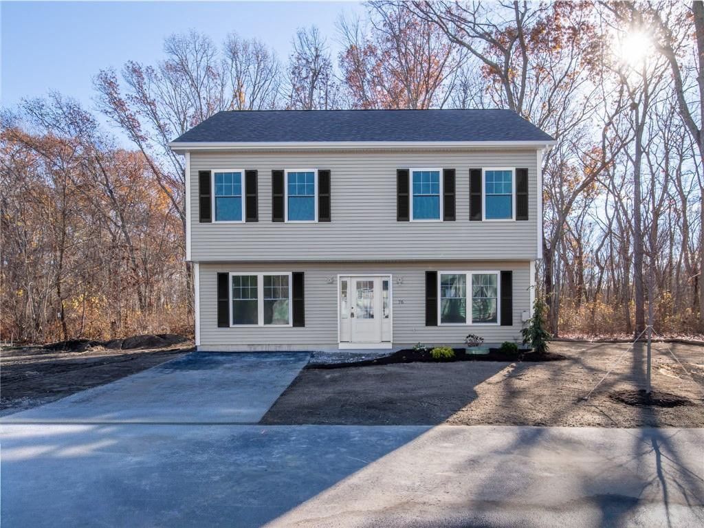 76 Medford Street, Warwick, RI 02889