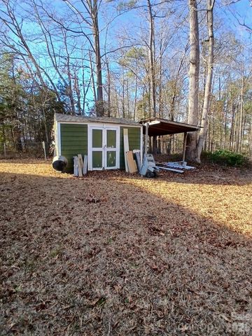 2157 Ross Cauthen Road, Lancaster, SC 29720