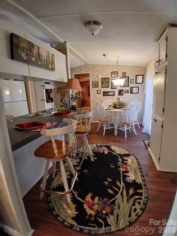 2157 Ross Cauthen Road, Lancaster, SC 29720