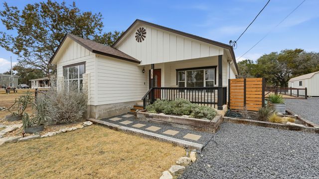 1361 Bob White, Spring Branch, TX 78070