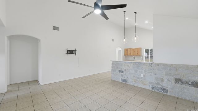 1361 Bob White, Spring Branch, TX 78070