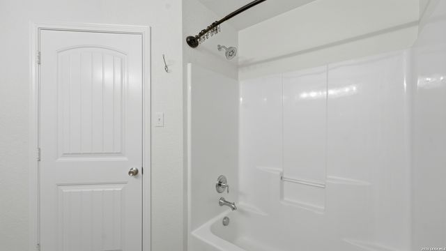 1361 Bob White, Spring Branch, TX 78070