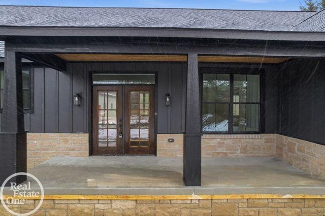 6937 Meldrum Road, Ira Twp, MI 48023