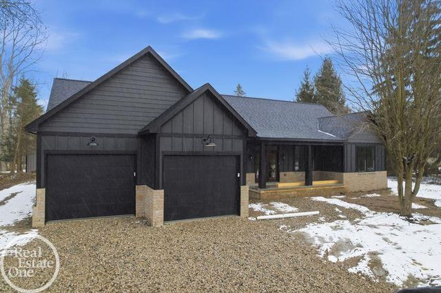 6937 Meldrum Road, Ira Twp, MI 48023