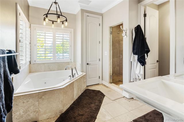 2527 Tremont Place, Denver, CO 80205