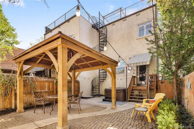 2527 Tremont Place, Denver, CO 80205