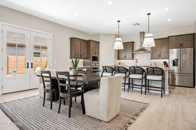 21425 N 59TH Street, Phoenix, AZ 85054