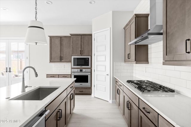 21425 N 59TH Street, Phoenix, AZ 85054