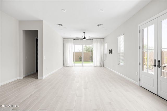 21425 N 59TH Street, Phoenix, AZ 85054