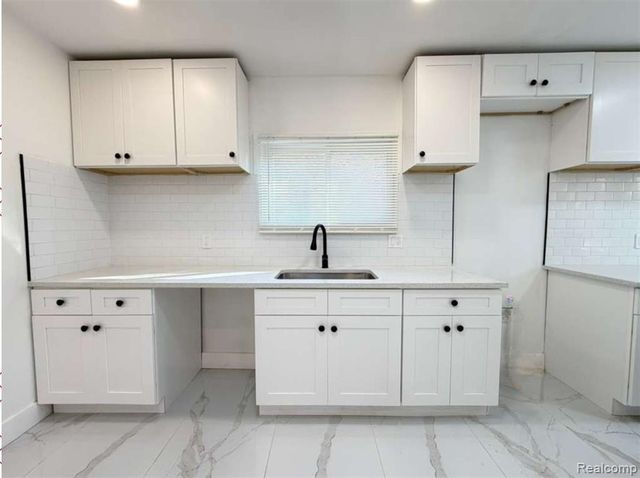 5791 Bedford Street, Detroit, MI 48224