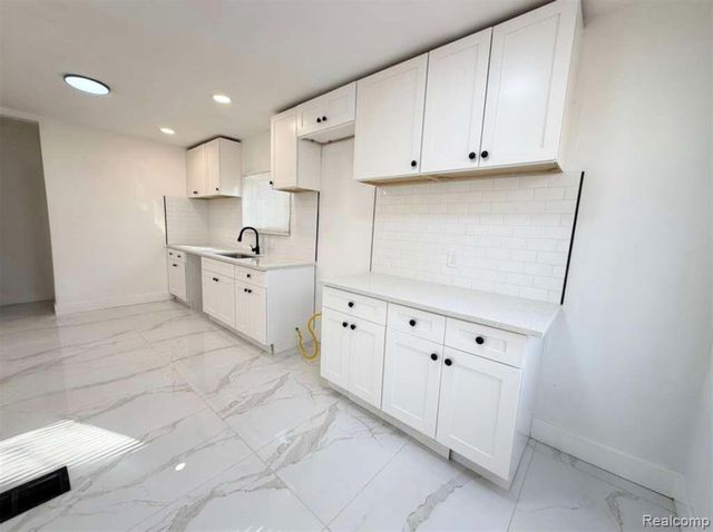 5791 Bedford Street, Detroit, MI 48224