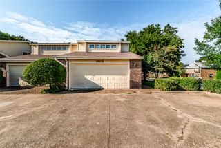 1902 Shorewood Drive, Grapevine, TX 76051