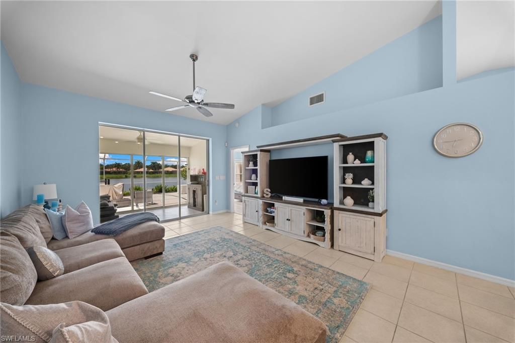 8062 Palomino DR 42, NAPLES, FL 34113 — photo 5