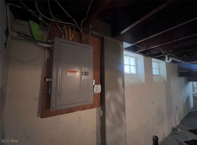 3935 E 176th Street, Cleveland, OH 44128