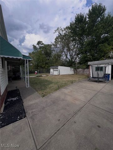 3935 E 176th Street, Cleveland, OH 44128