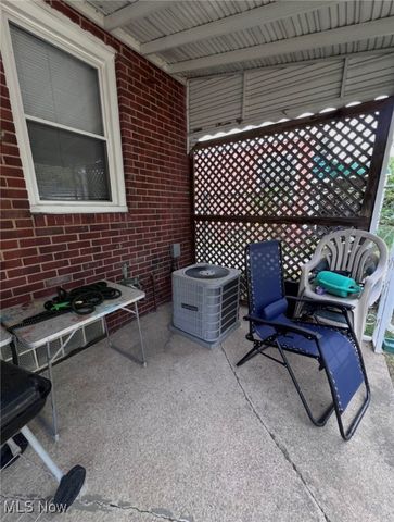 3935 E 176th Street, Cleveland, OH 44128