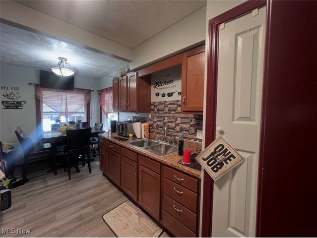 3935 E 176th Street, Cleveland, OH 44128