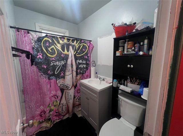 3935 E 176th Street, Cleveland, OH 44128