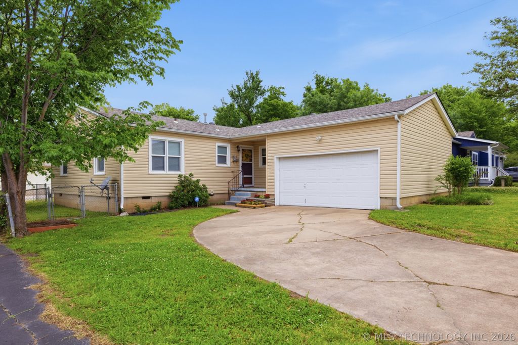 3328 S Knoxville Avenue, Tulsa, OK 74135