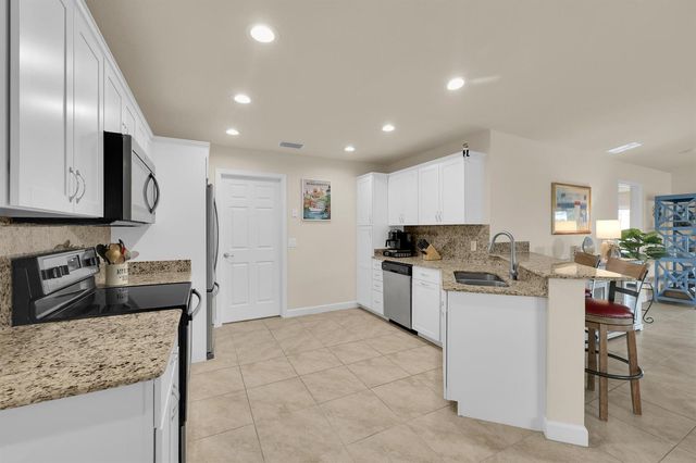 22 Alta Loma, Port St. Lucie, FL 34952