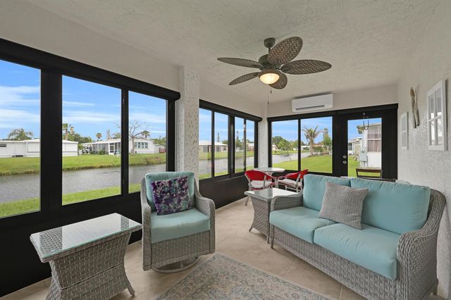 22 Alta Loma, Port St. Lucie, FL 34952