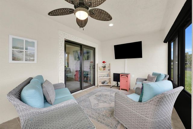 22 Alta Loma, Port St. Lucie, FL 34952