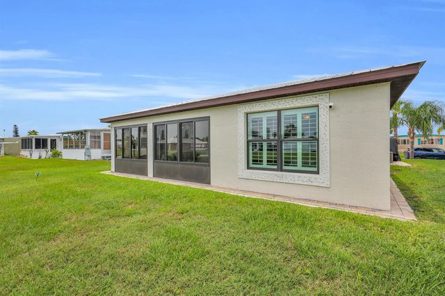 22 Alta Loma, Port St. Lucie, FL 34952