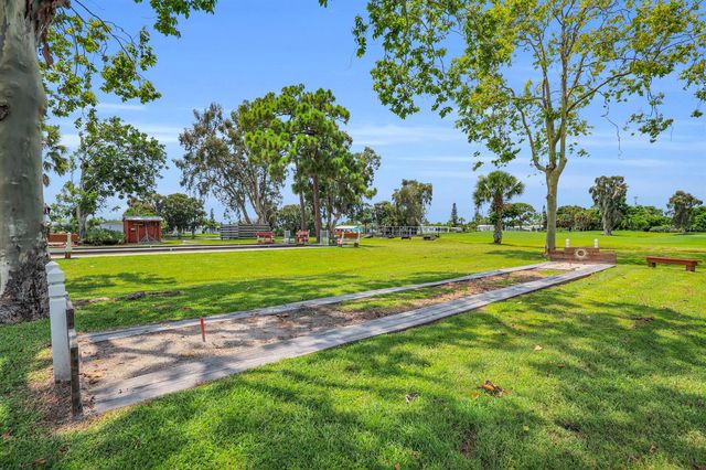 22 Alta Loma, Port St. Lucie, FL 34952