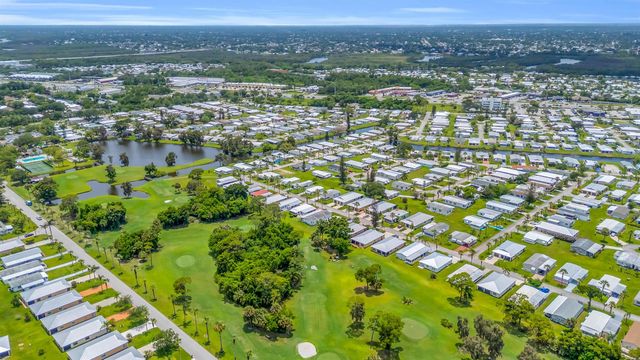 22 Alta Loma, Port St. Lucie, FL 34952