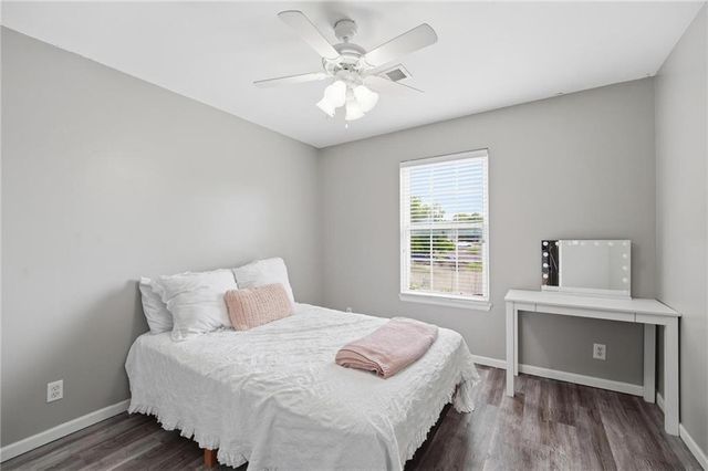 21691 S Main Street, Spring Hill, KS 66083