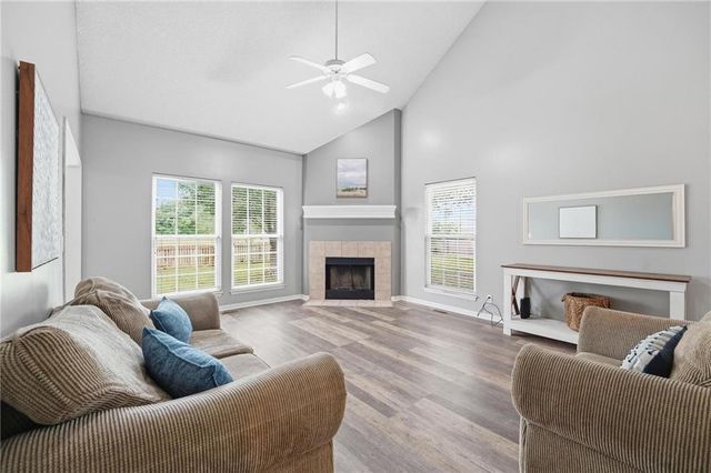 21691 S Main Street, Spring Hill, KS 66083
