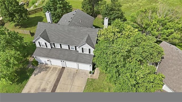 21691 S Main Street, Spring Hill, KS 66083