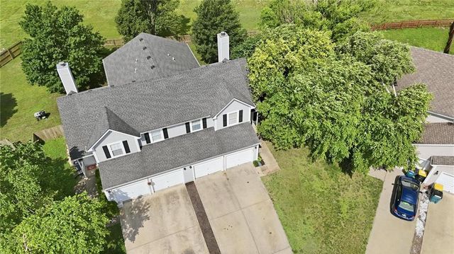 21691 S Main Street, Spring Hill, KS 66083