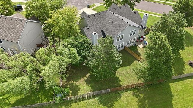 21691 S Main Street, Spring Hill, KS 66083