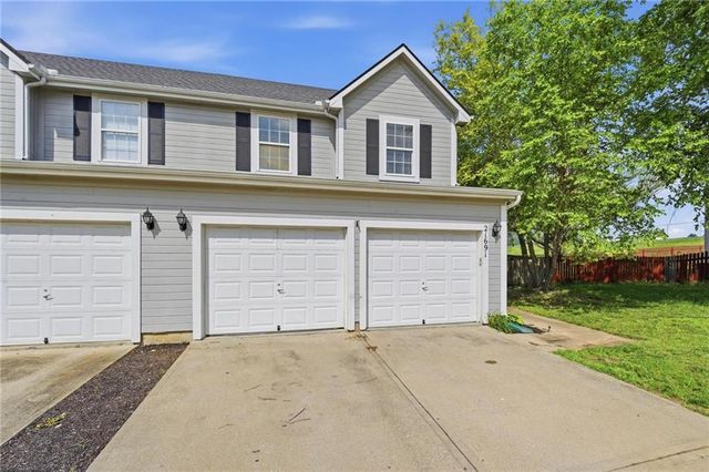 21691 S Main Street, Spring Hill, KS 66083