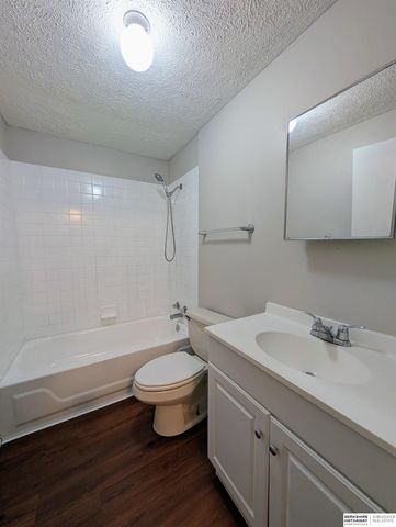 4814 Polk Street, Omaha, NE 68117
