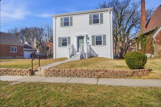 1734 Llanfair Avenue, Cincinnati, OH 45224