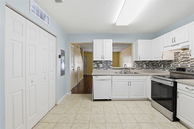 2348 SW 42ND DRIVE 153, Gainesville, FL 32607