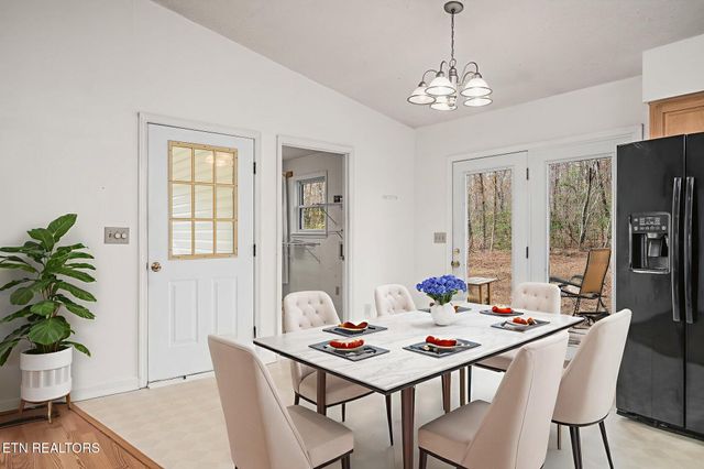 1621 Tabor Loop, Crossville, TN 38571