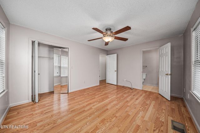 1621 Tabor Loop, Crossville, TN 38571