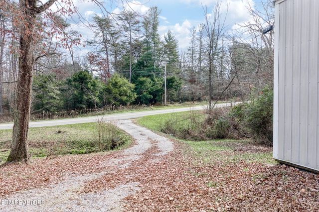1621 Tabor Loop, Crossville, TN 38571