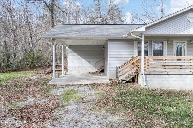 1621 Tabor Loop, Crossville, TN 38571