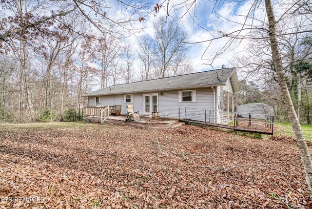 1621 Tabor Loop, Crossville, TN 38571